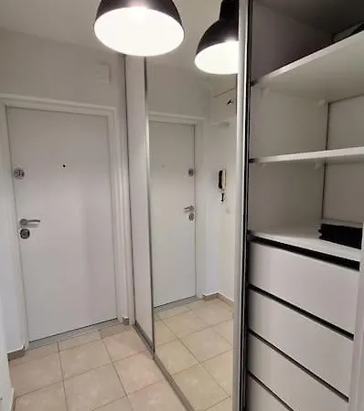 アパート Apartament 101